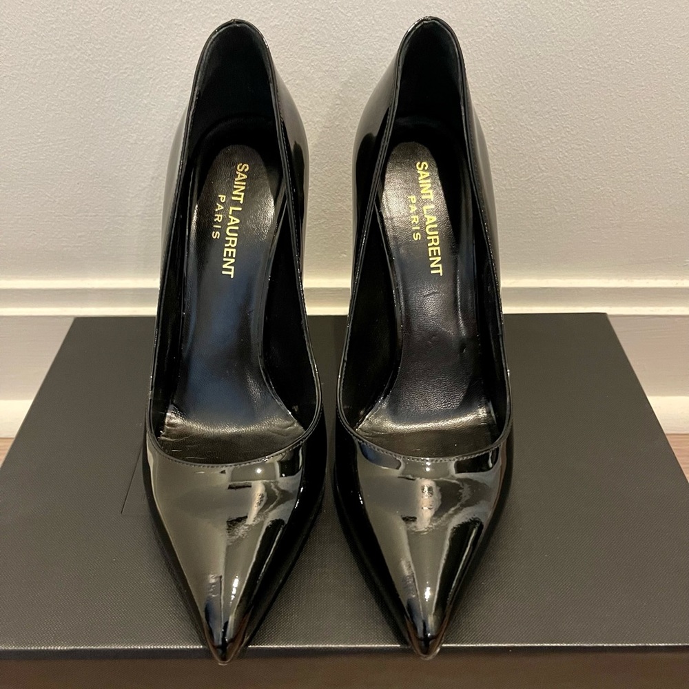 Yves Saint Laurent Zoe Patent Leather Pumps